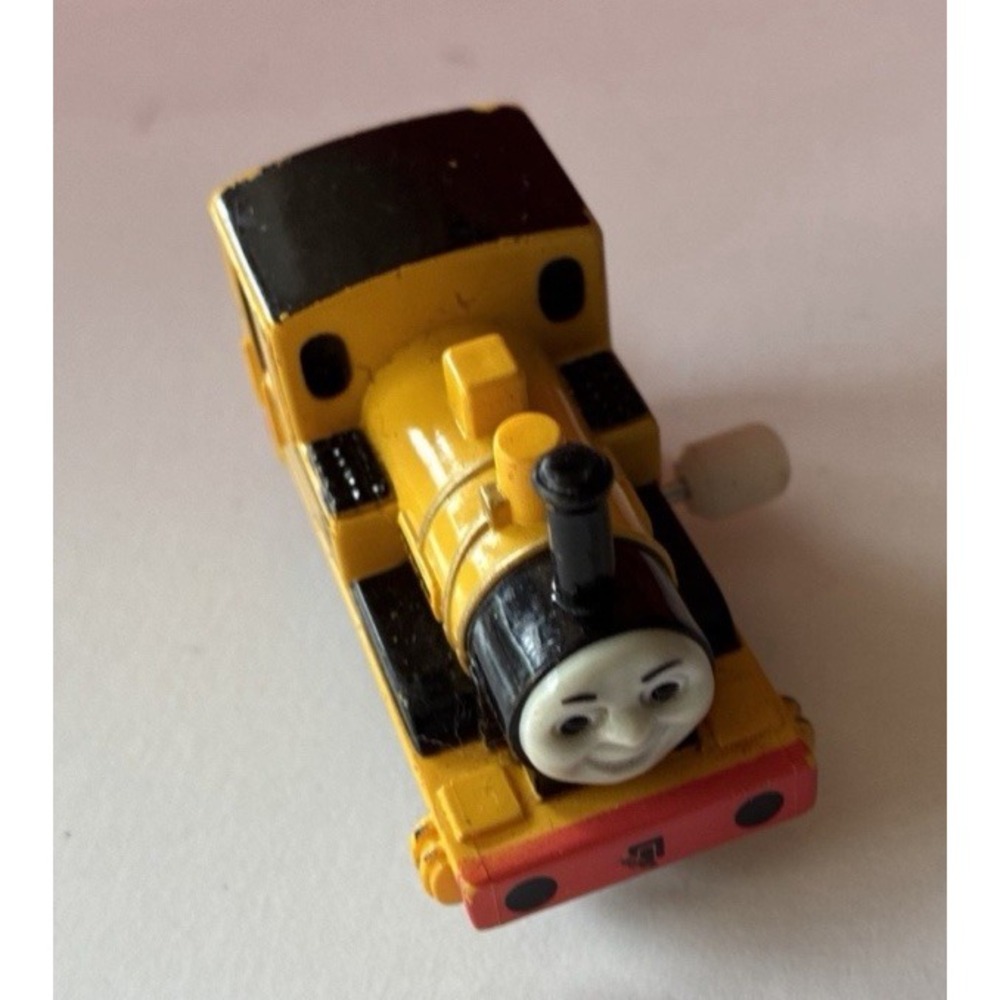 Thomas Friends Duncan Yellow Engine No 6 Wind Up Toy Train 2006 Gullane (301B)